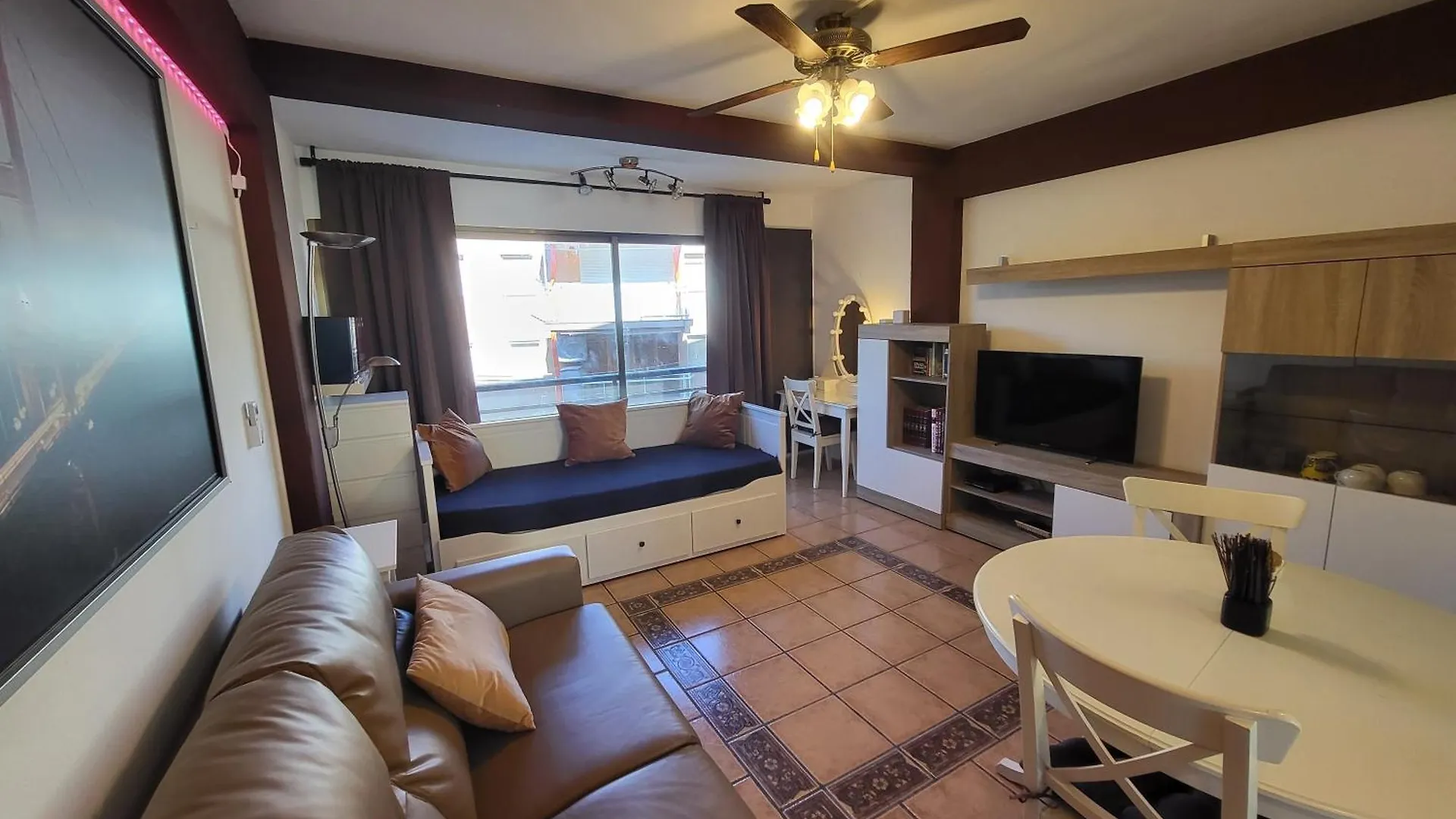 Aparta O Aporta Salou Apartmán